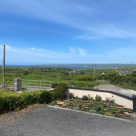 Dessie'S Place Lahinch Exterior photo